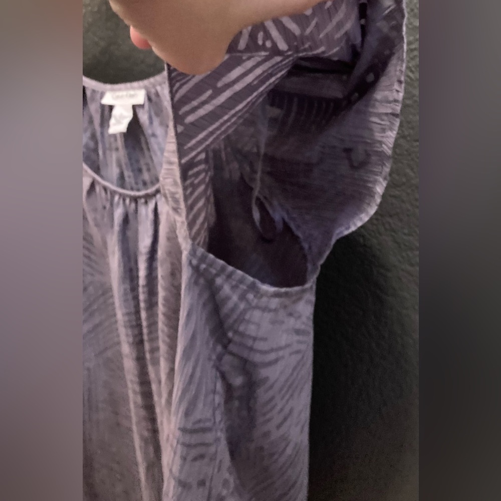 🍀4/$20🍀 CALVIN KLEIN Lavender too, flutter-sleeve, elastic hem - Picture 5 of 7